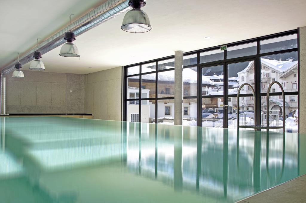 Hotel Edelweiss 4*