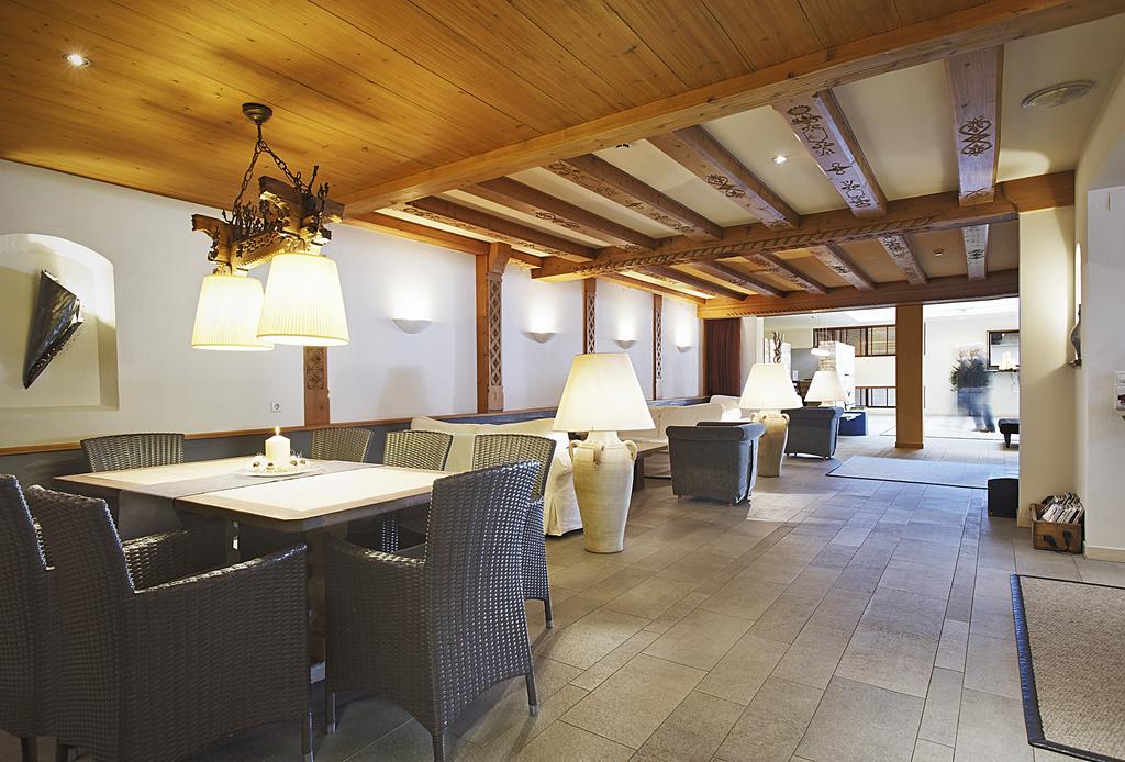 Edelweiss Hotel 4*